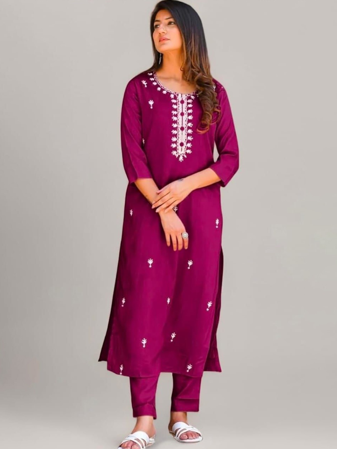 

s fashion Women Ethnic Motifs Yoke Design Chikankari Cotton Kurta, Purple