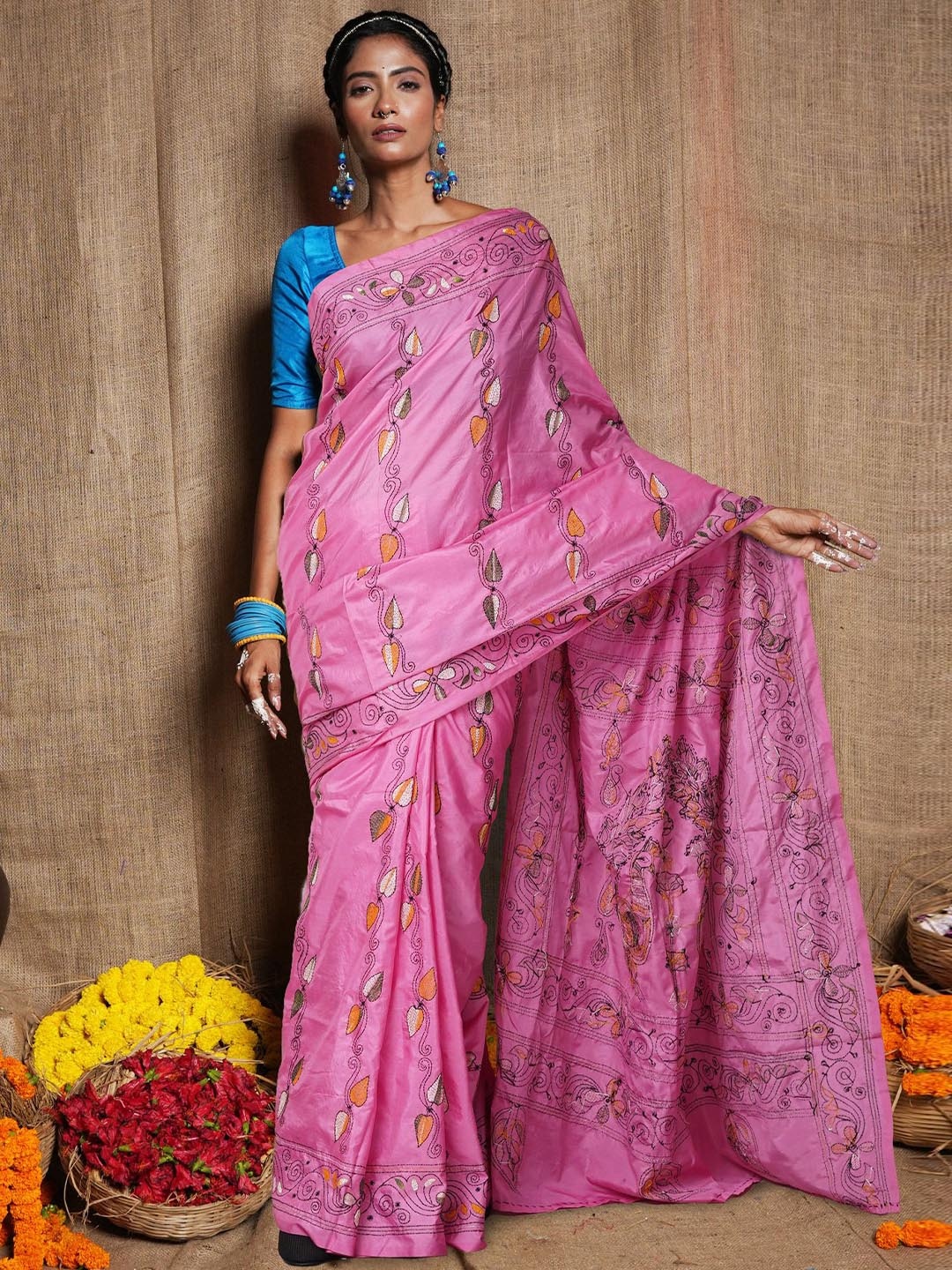 

Unnati Silks Floral Kantha Work Handloom Saree, Pink