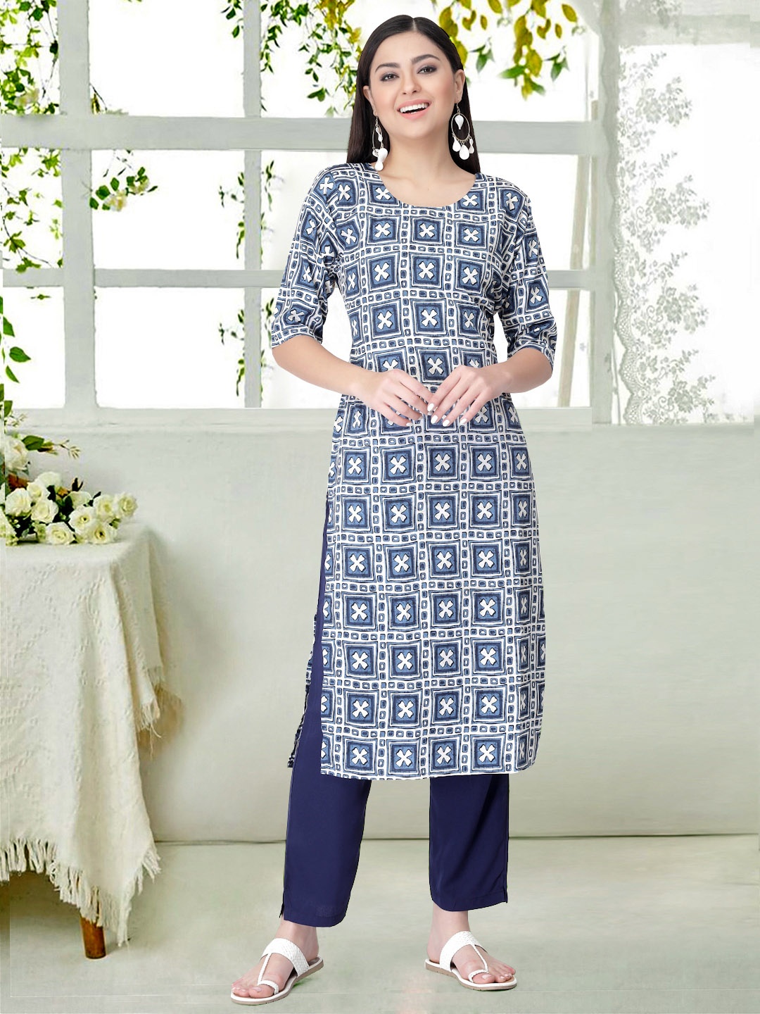 

7Threads Women Ethnic Motifs Printed Regular Kurta with Trousers, Blue