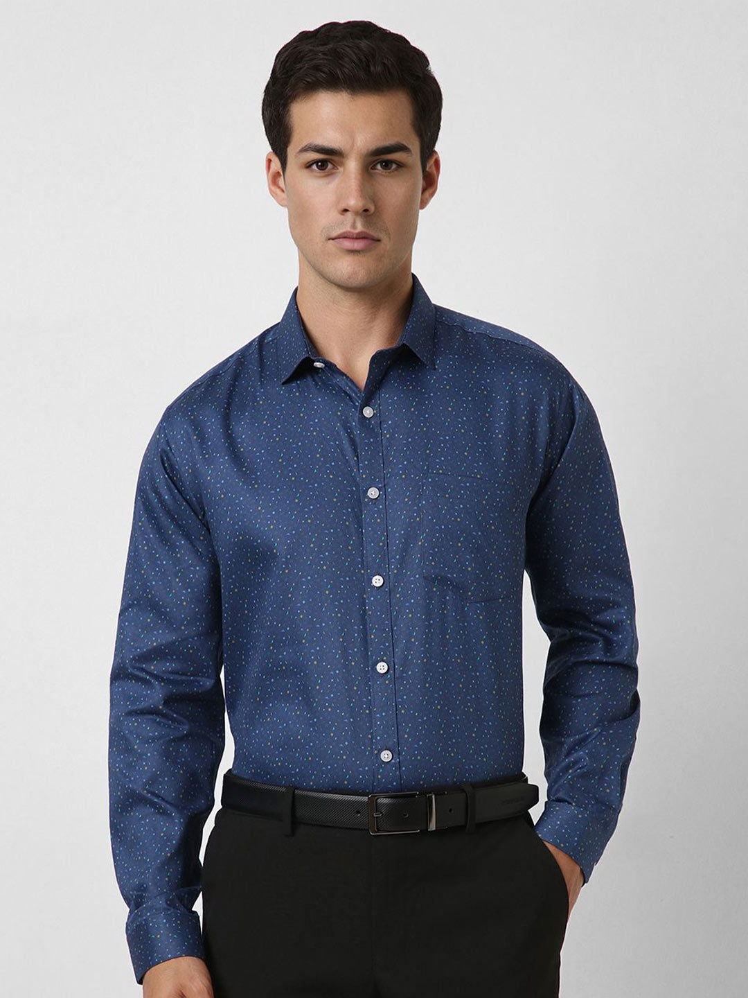 

V Dot Men Slim Fit Spread Collar Micro Ditsy Printed Cotton Casual Shirt, Navy blue