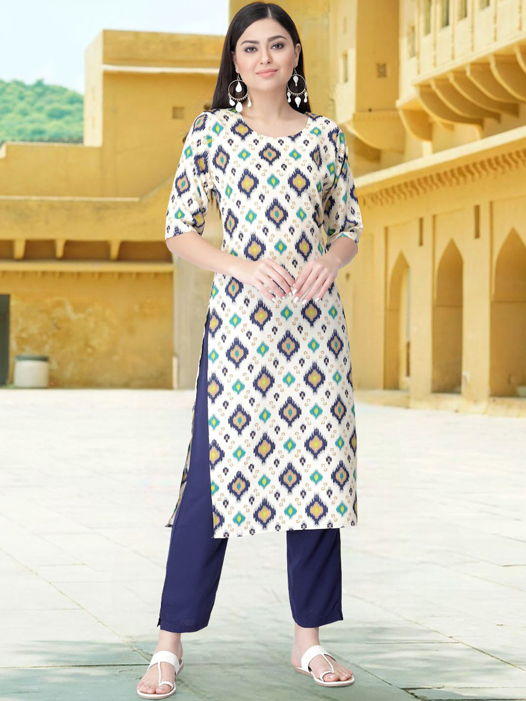 

7Threads Ethnic Motifs Printed Round Neck Straight Kurta With Trousers, White