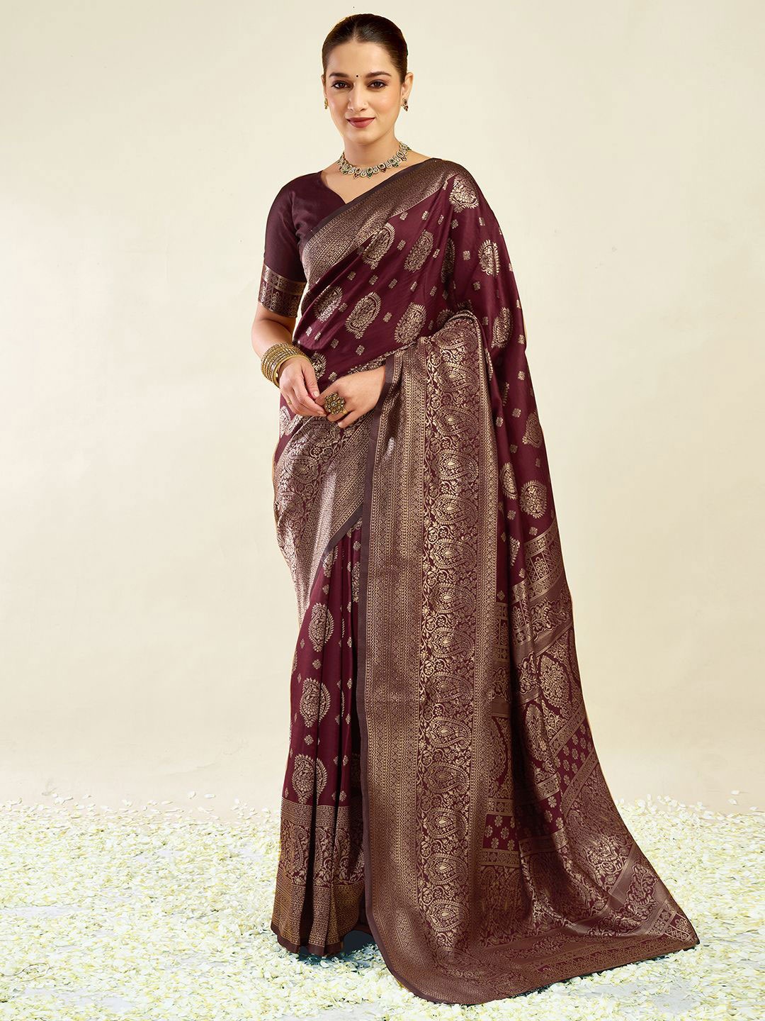 

KALINI Ethnic Motifs Woven Design Zari Banarasi Saree, Maroon