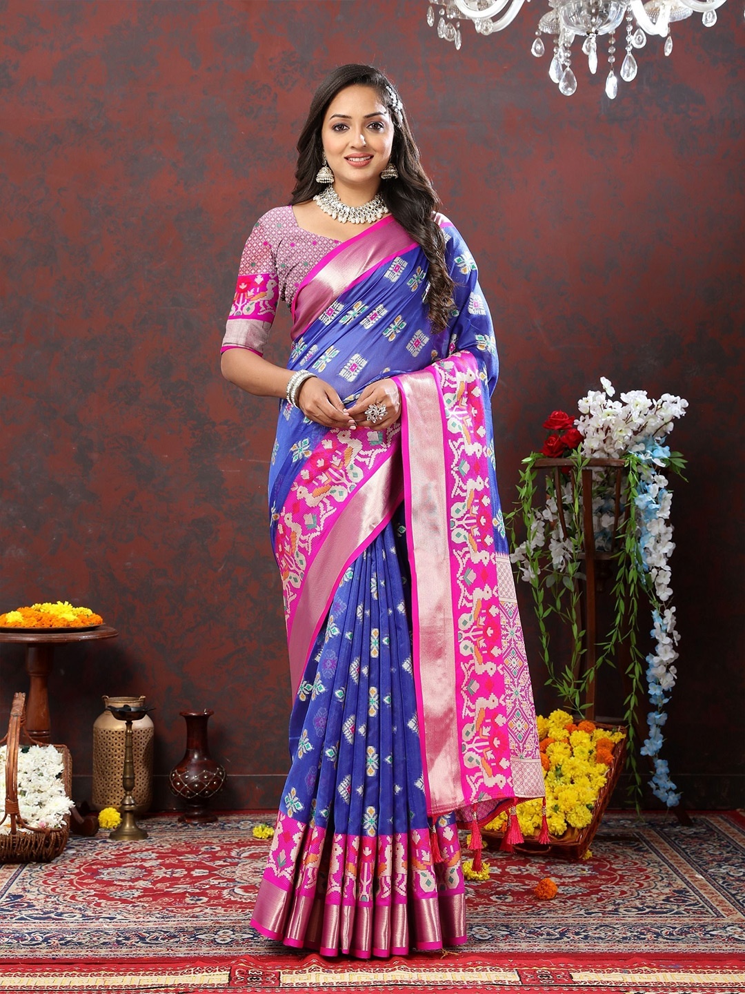 

Upalksh Woven Design Zari Paithani Saree, Blue