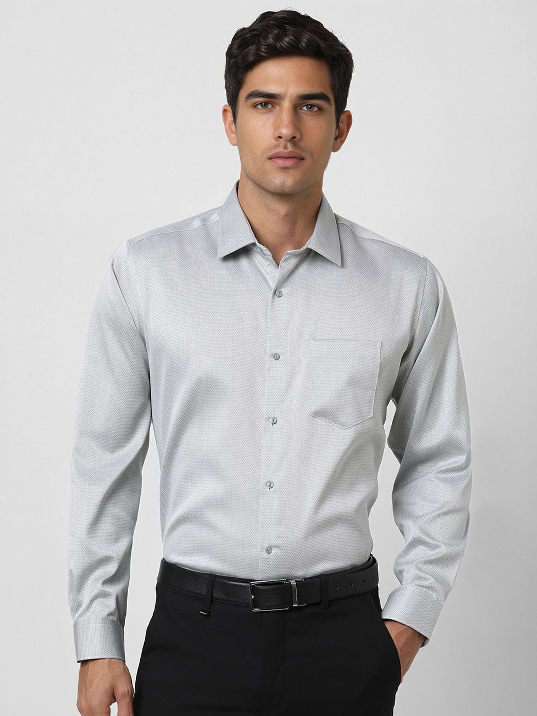 

Van Heusen Men Spread Collar Textured Cotton Formal Shirt, Grey