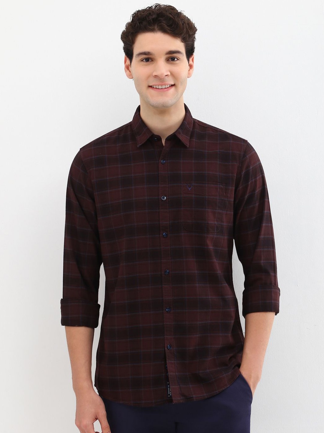

Allen Solly Men Custom Opaque Checked Casual Shirt, Maroon