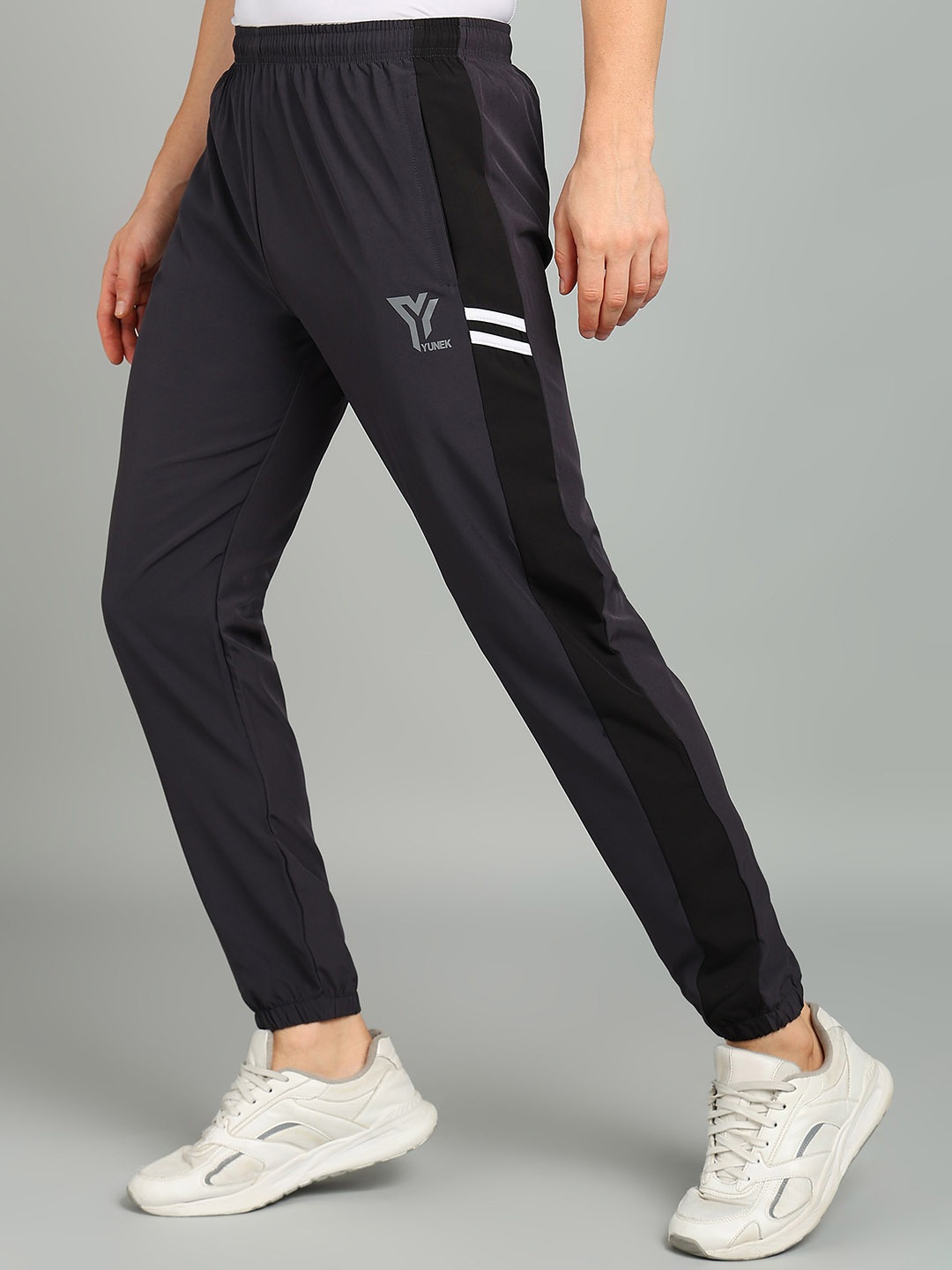 

YUNEK Men Striped Mid-Rise Joggers, Grey