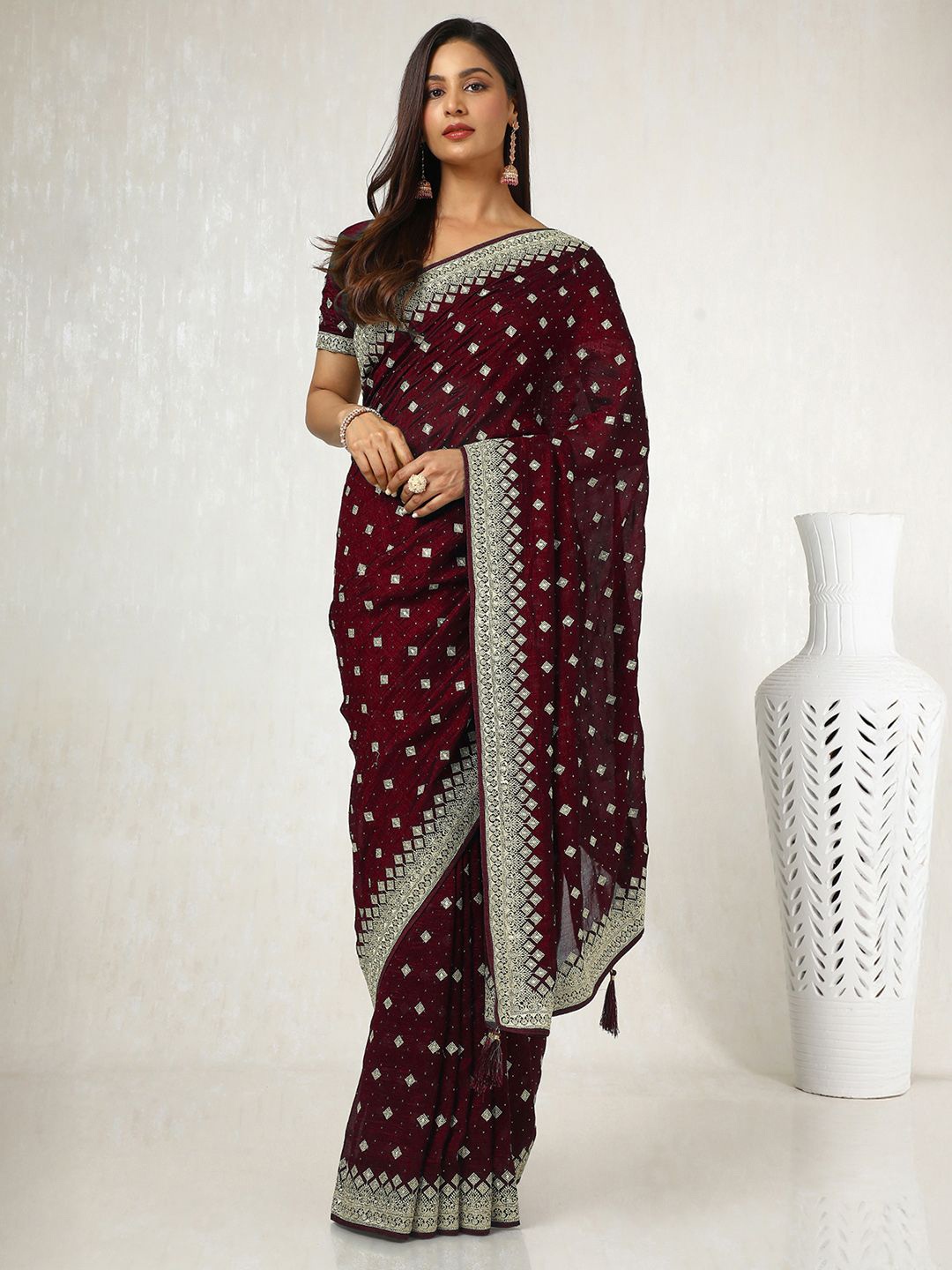 

Soch Ethnic Motifs Beads and Stones Silk Blend Tussar Saree, Maroon