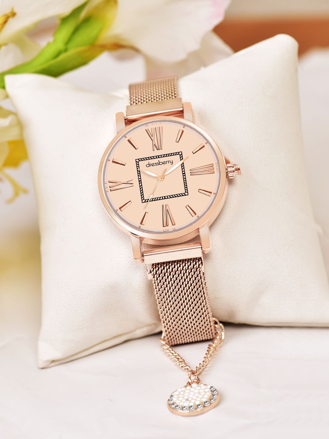 

DressBerry Women Analogue Watch Charm Gift Set DBWJ24 Set-35, Rose gold