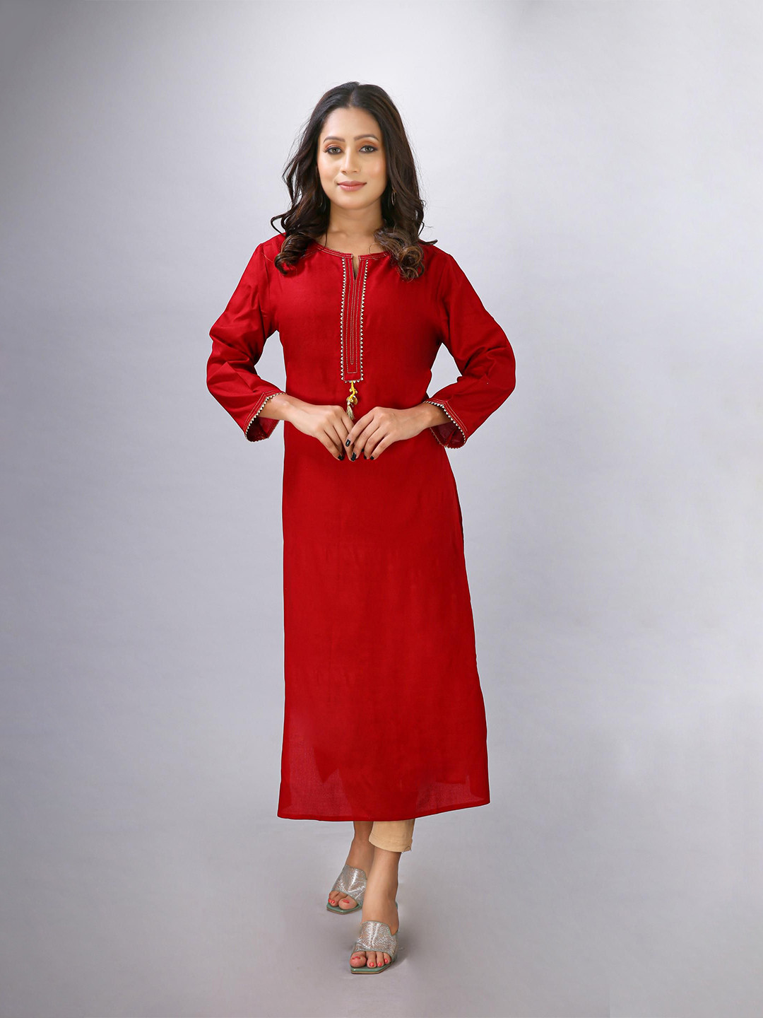 

Krimmple Gotta Patti Notch Neck Straight Kurta, Maroon