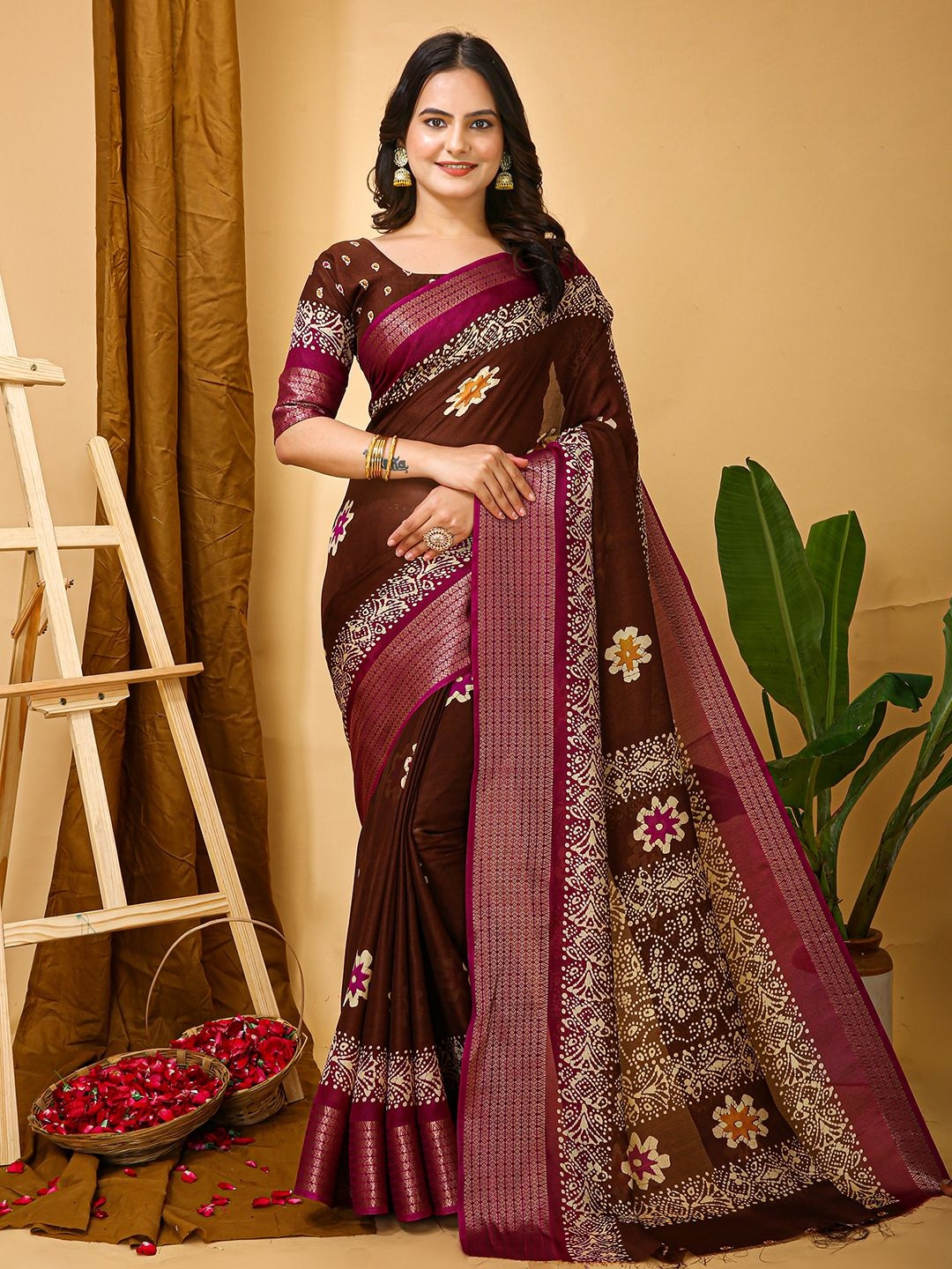 

Mitera Floral Printed Zari Saree, Brown