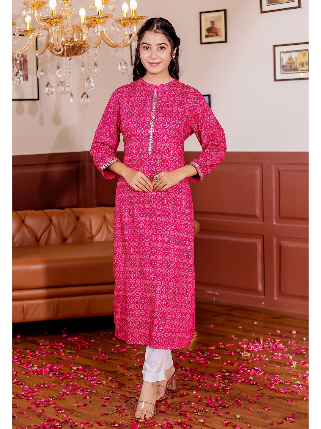 

Chandbaali Ethnic Motifs Printed Mandarin Collar Gotta Patti Work Kurta, Pink