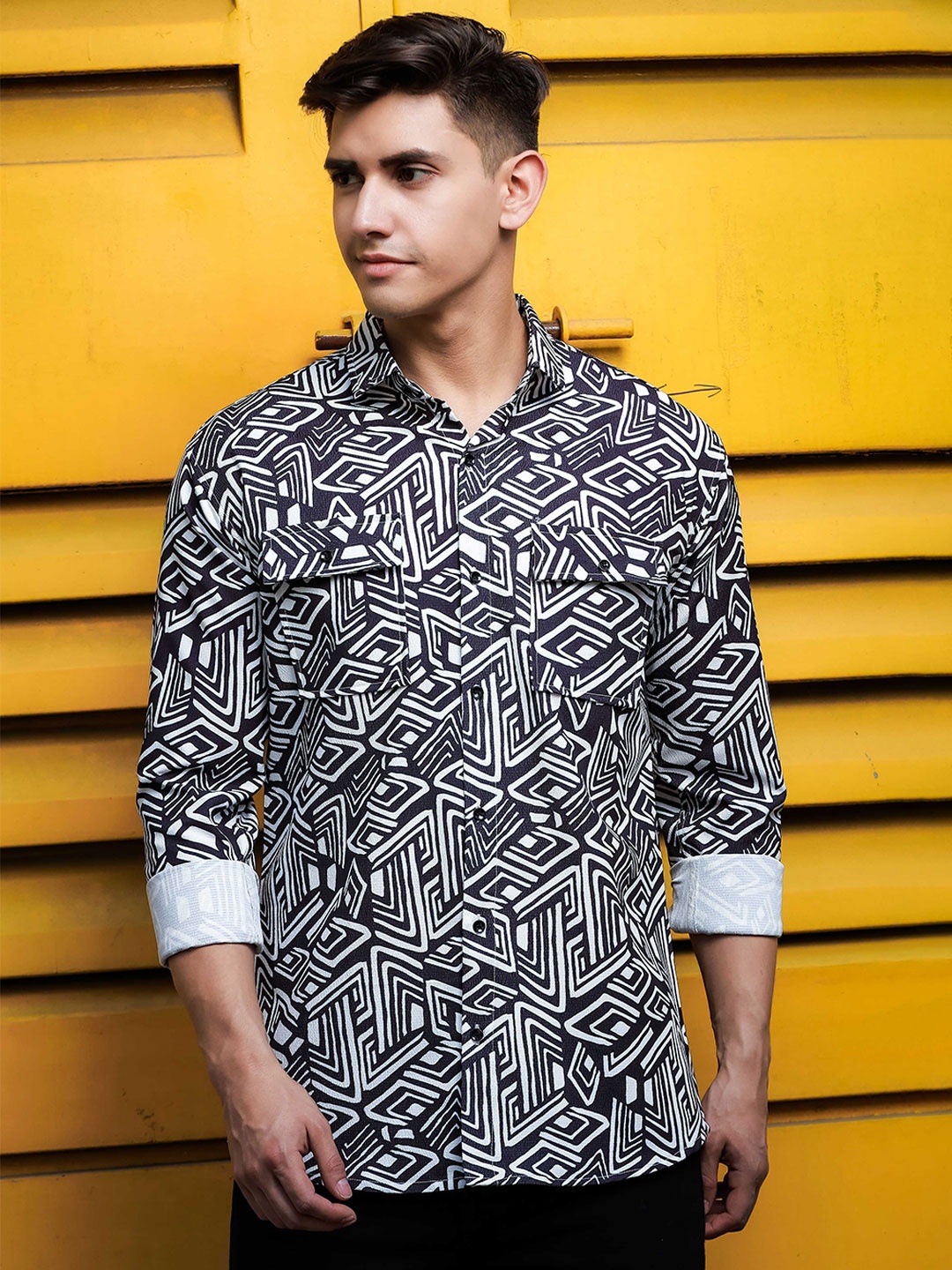 

WOXEN Men Original Fit Spread Collar Abstract Printed Casual Shirt, Black