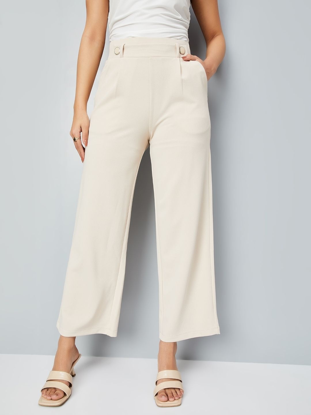 

max Women Pleated Trousers, Beige