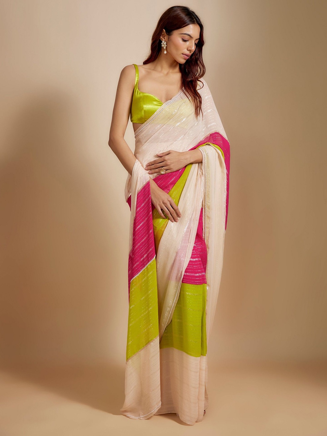 

LADY SHOPI Colourblocked Pure Georgette Saree, White