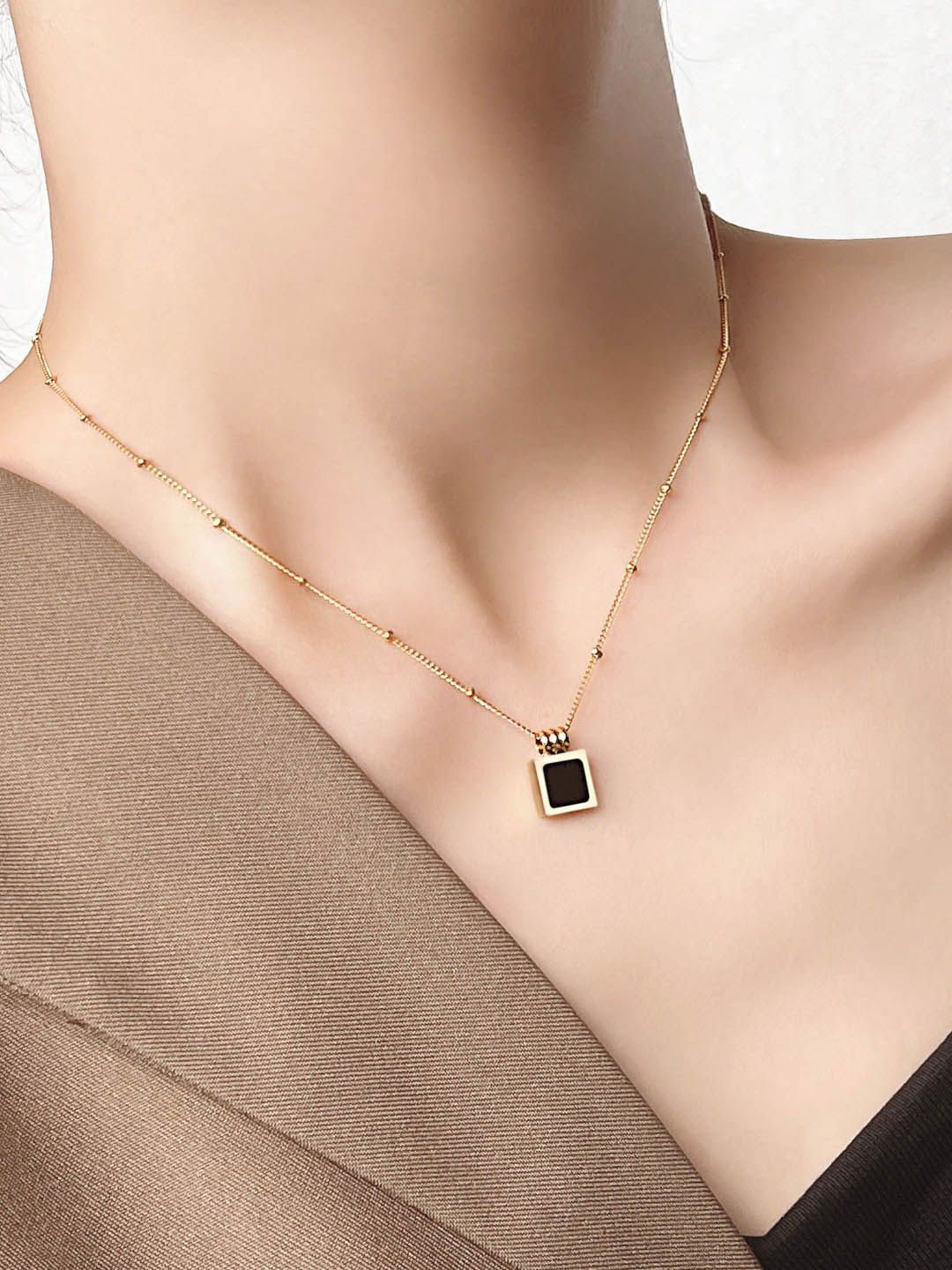 

StyleCast Gold-Toned Square Shaped Minimal Chain