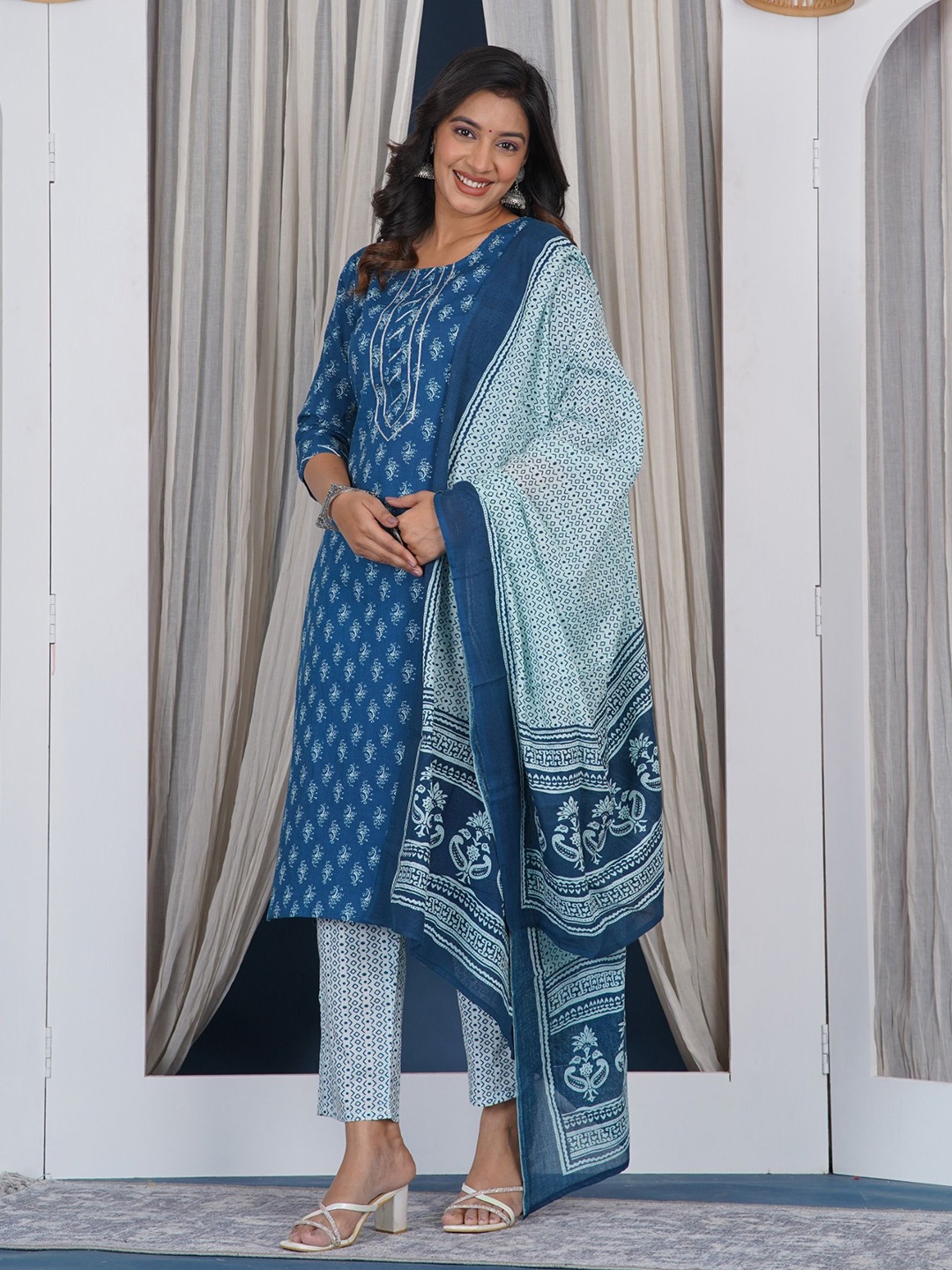 

Prathmikta Ethnic Motifs Printed Cotton Kurta with Trousers & With Dupatta, Blue