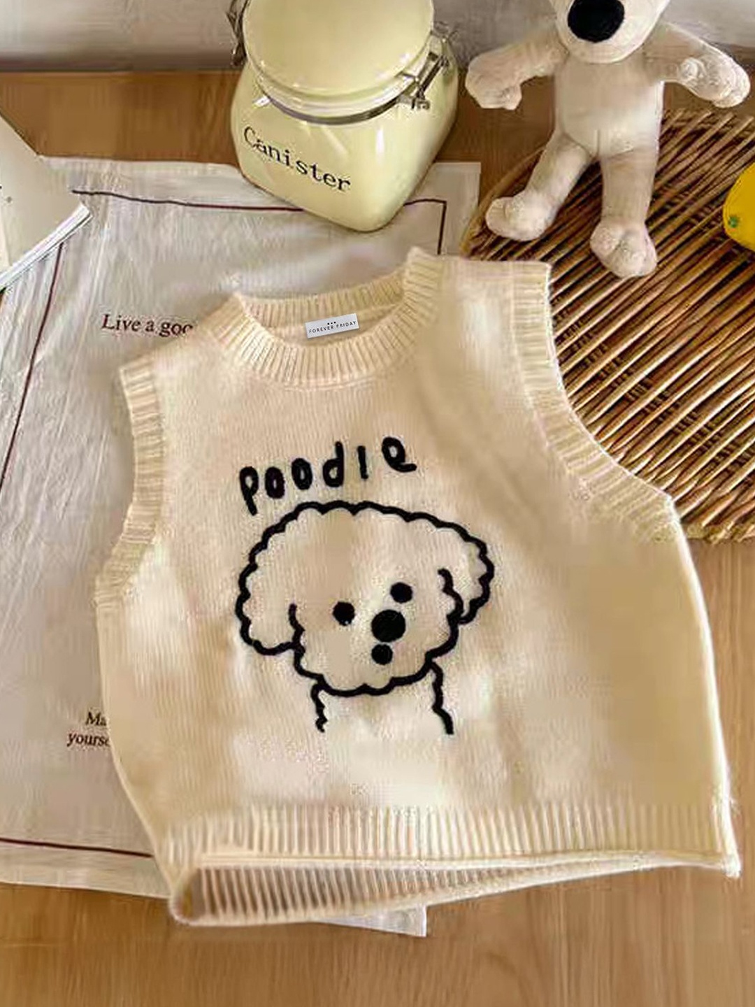 

FOREVER FRIDAY Girls Typography Pullover, Off white