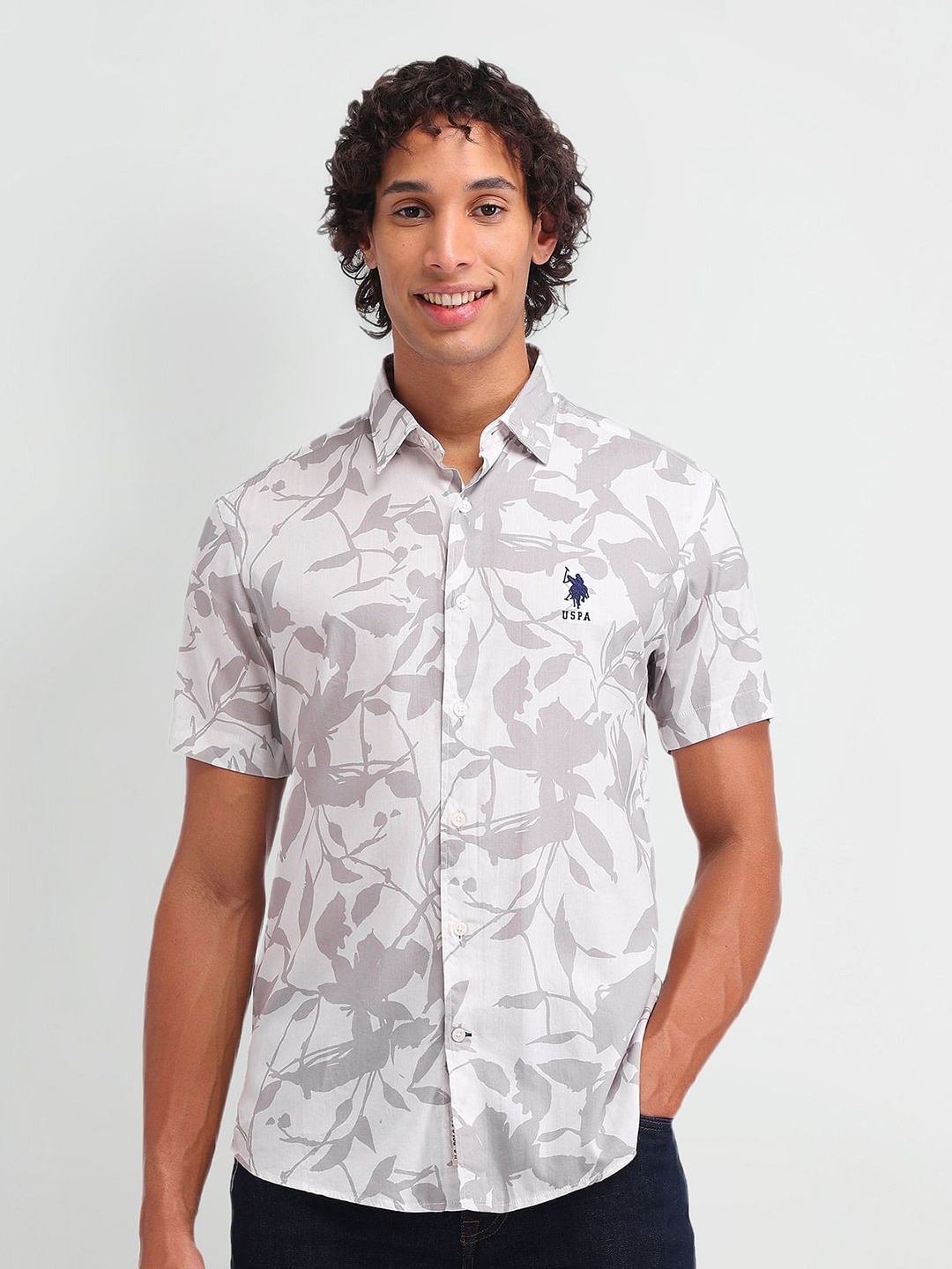 

U.S. Polo Assn. Denim Co. Men Classic Slim Fit Floral Printed Cotton Casual Shirt, Grey