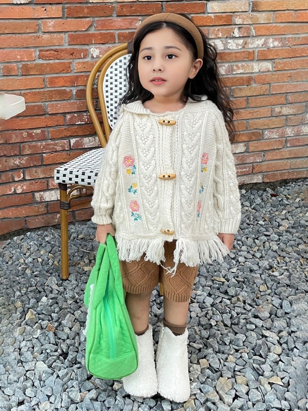 

FOREVER FRIDAY Girls Embroidered Cardigan, White