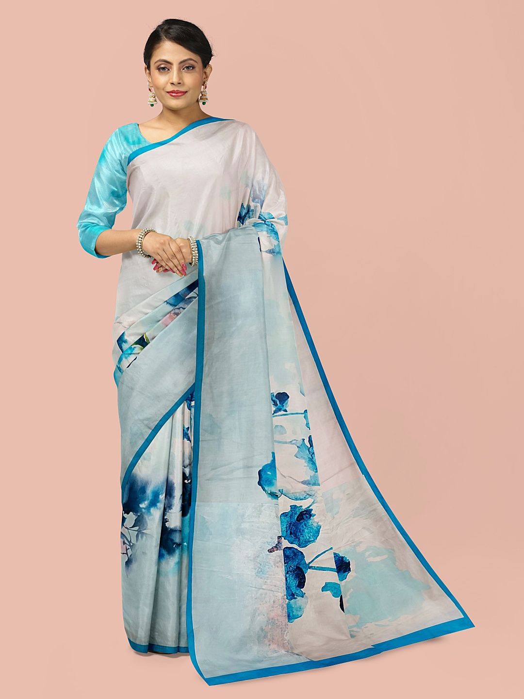 

Avyay Creation Floral Printed Saree, Blue