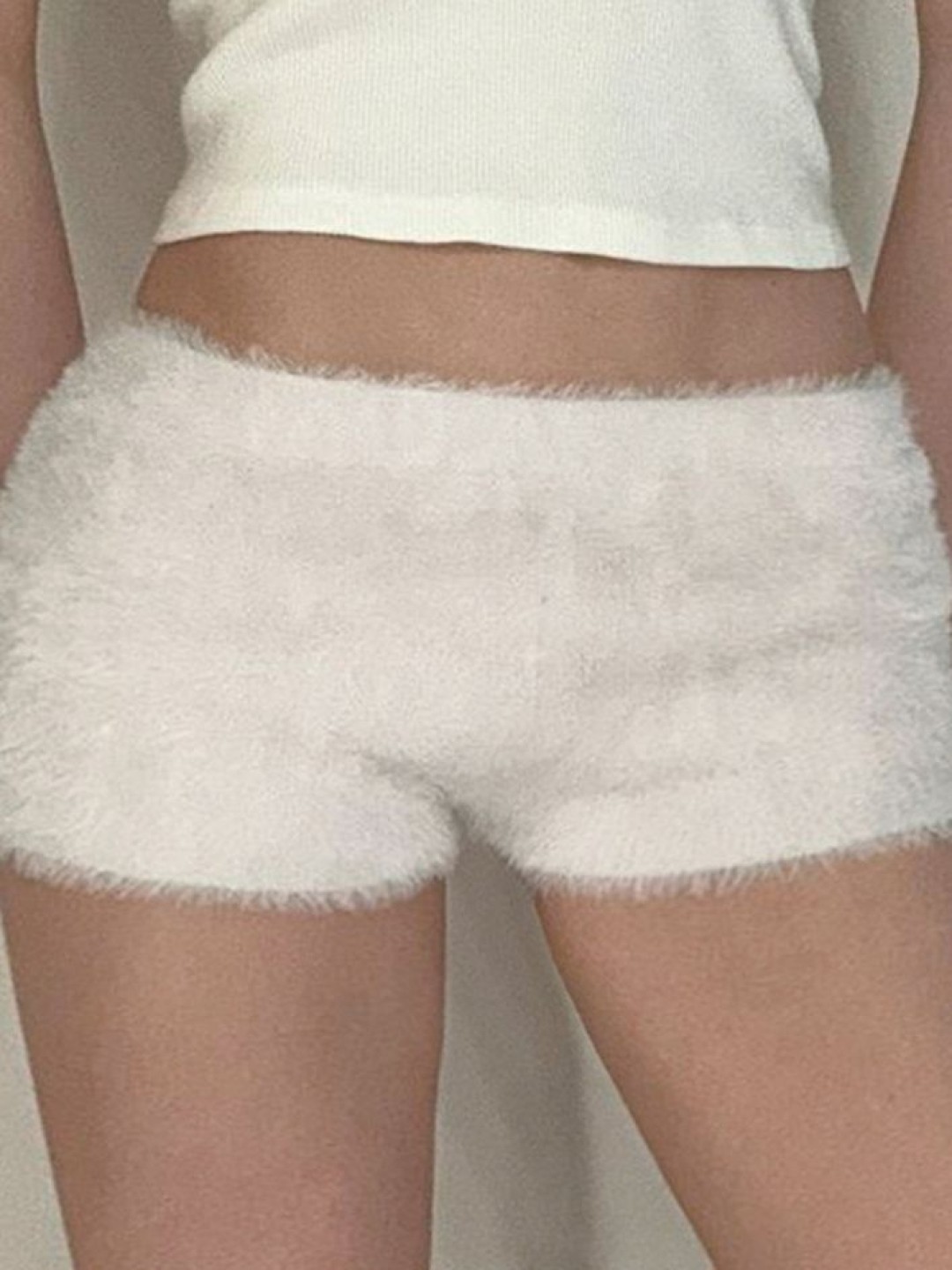 

LULU & SKY Women Slim Fit Low-Rise Shorts, White