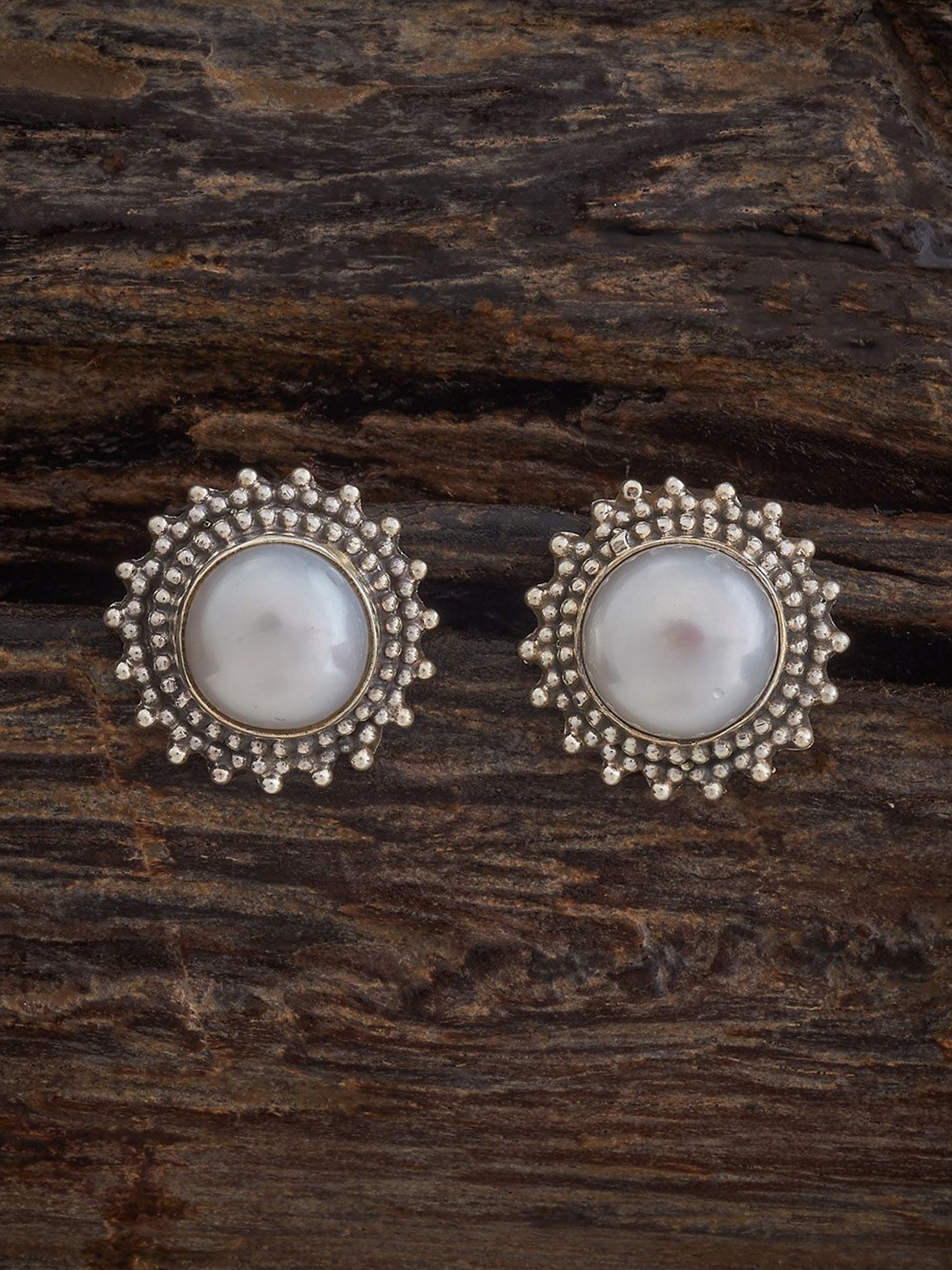 

Kushal's Fashion Jewellery 92.5 Sterling Silver-Plated Pearl Classic Temple Studs Earrings