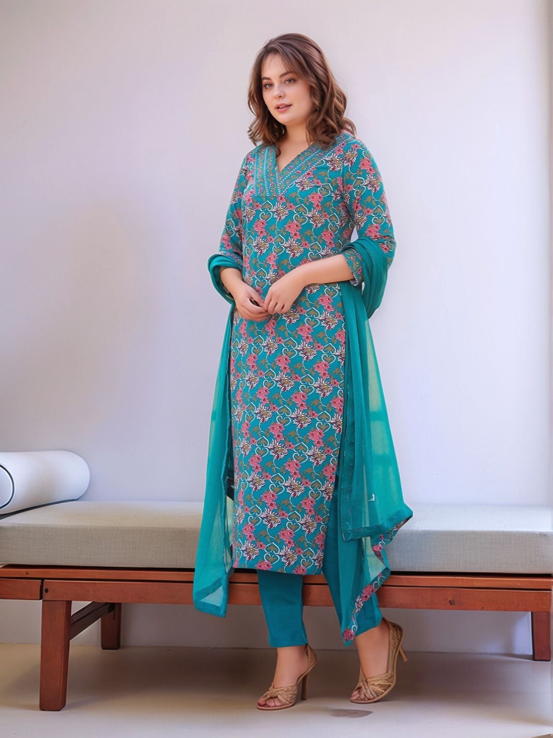 

Anni Designer Floral Printed V-neck Straight Kurta With Trouser & Dupatta, Green