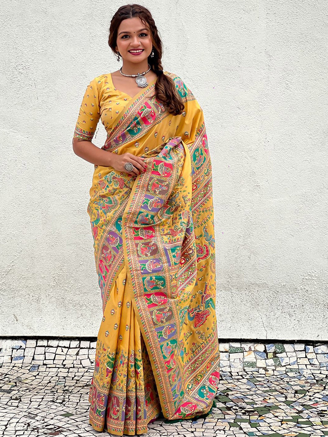 

Mitera Floral Woven Design Zari Pashmina Saree, Yellow