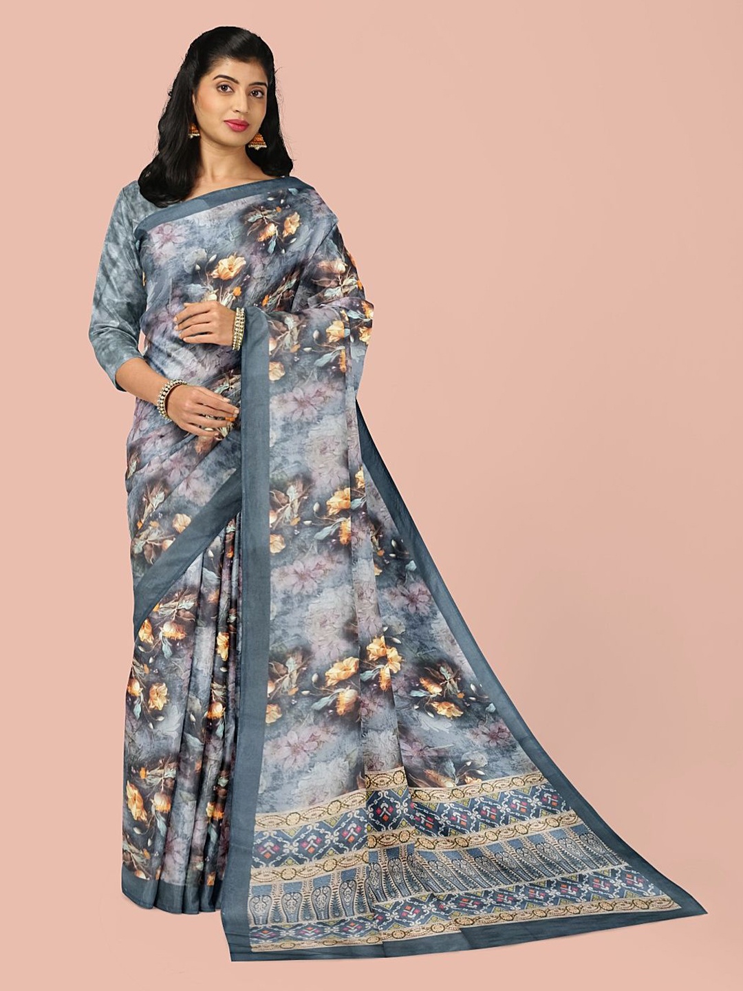 

Avyay Creation Floral Saree, Grey