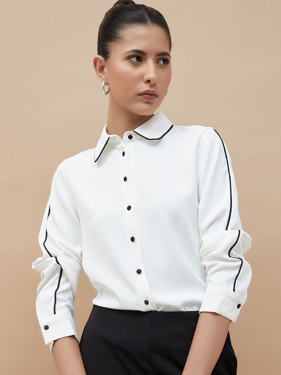 

CODE by Lifestyle Women Cutaway Collar Solid Casual Shirt, Off white