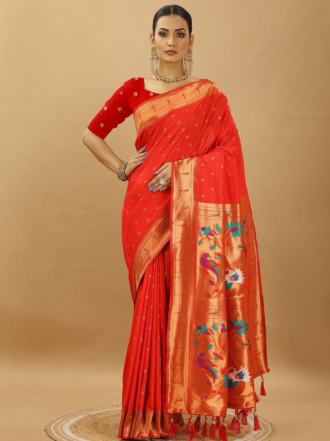 

SWAMI STUDIO Woven Design Zari Pure Silk Paithani Saree, Orange