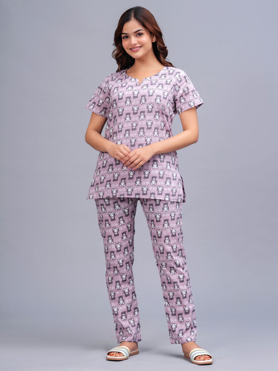 

Bachuu Women Graphical Teddy Bear Night Suits, Pink