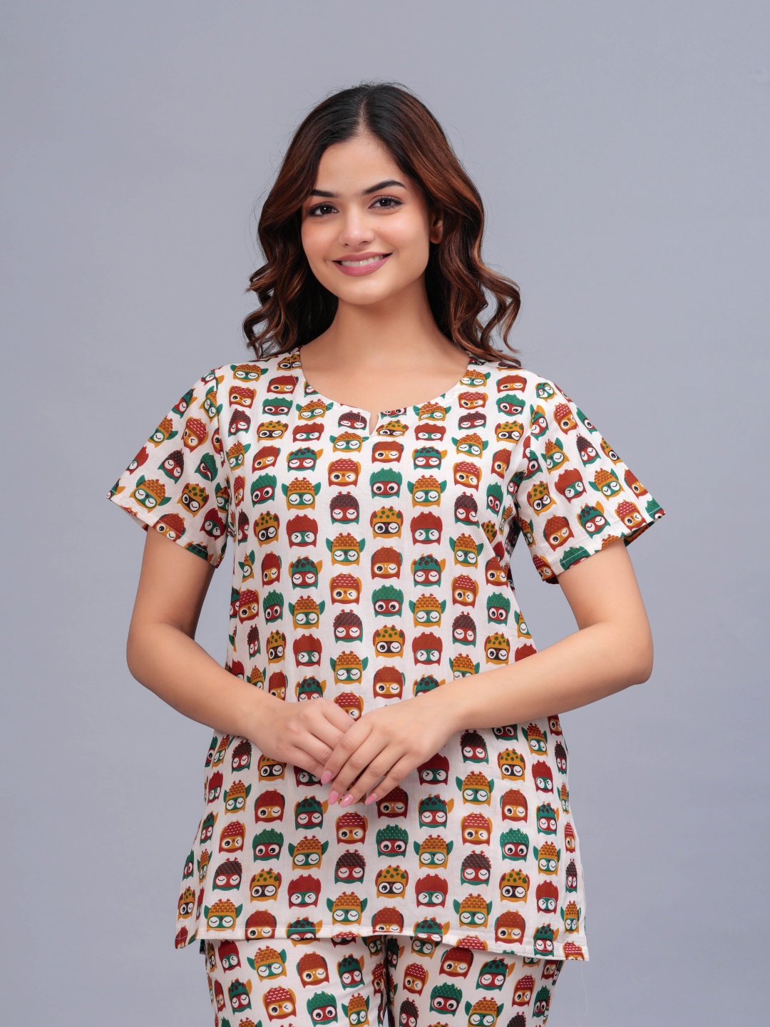 

Bachuu Women Graphic Printed Night suit, Cream