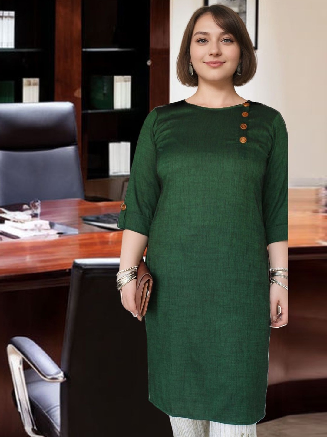 

SINDOORI Women Side Button Design Kurta, Green