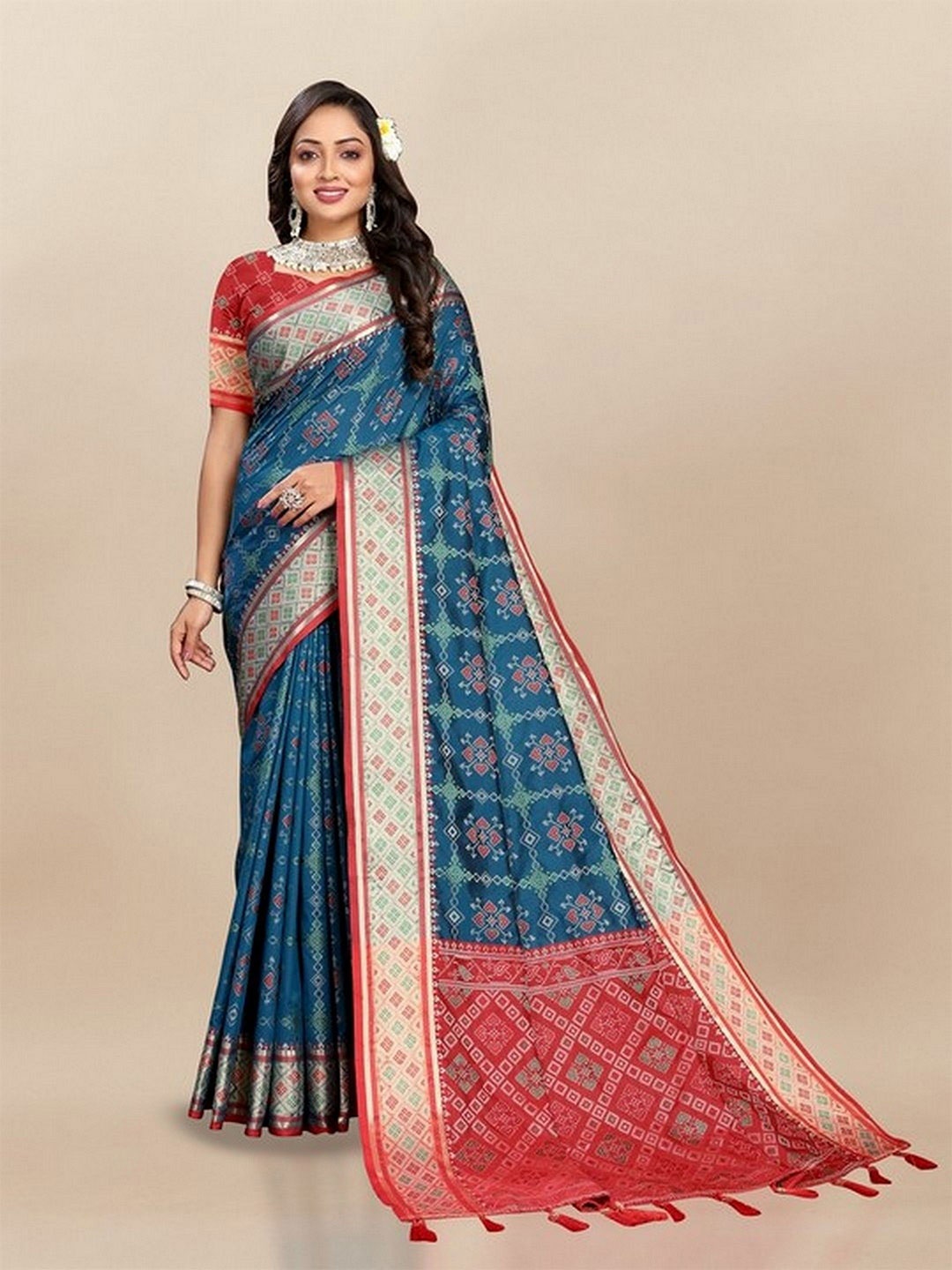

VARNI FABRICS Woven Design Pure Silk Zari Patola Saree, Teal