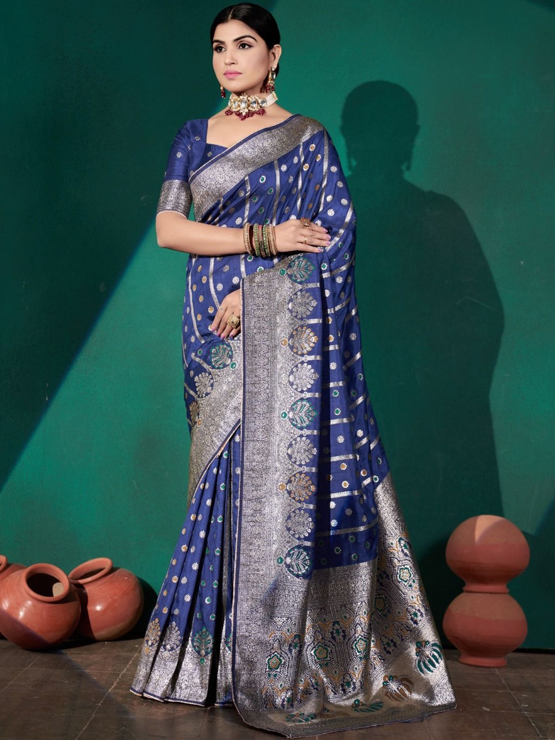 

Aagiri Woven Design Zari Pure Silk Banarasi Saree, Navy blue