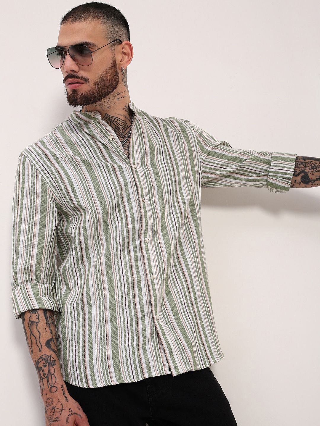 

SHOWOFF Men Comfort Slim Fit Mandarin Collar Vertical Striped Cotton Casual Shirt, Green