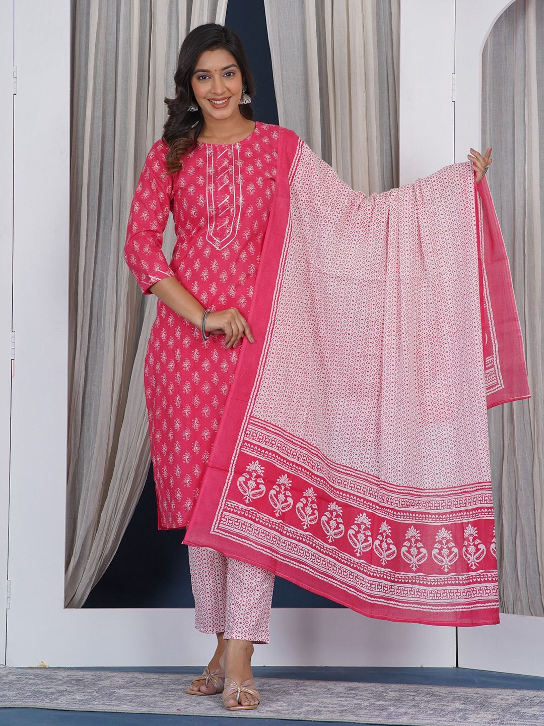 

Prathmikta Printed Pure Cotton Kurta & Trousers With Dupatta, Pink