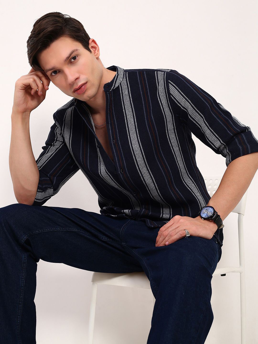 

SHOWOFF Men Comfort Slim Fit Mandarin Collar Vertical Striped Cotton Casual Shirt, Navy blue