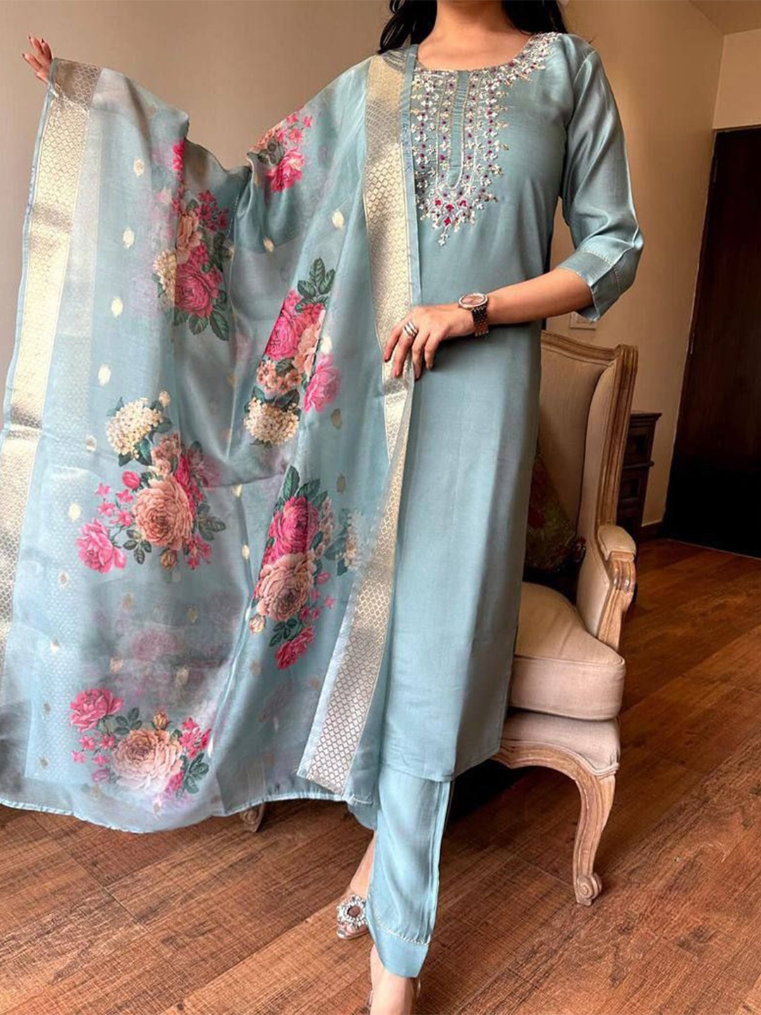 

SHREE KHODAL FASHION Floral Embroidered Kurta with Trousers & With Dupatta, Grey