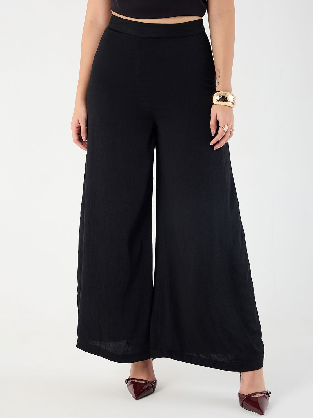 

FEMMELLA Women Relaxed Mid-Rise Parallel Trousers, Black
