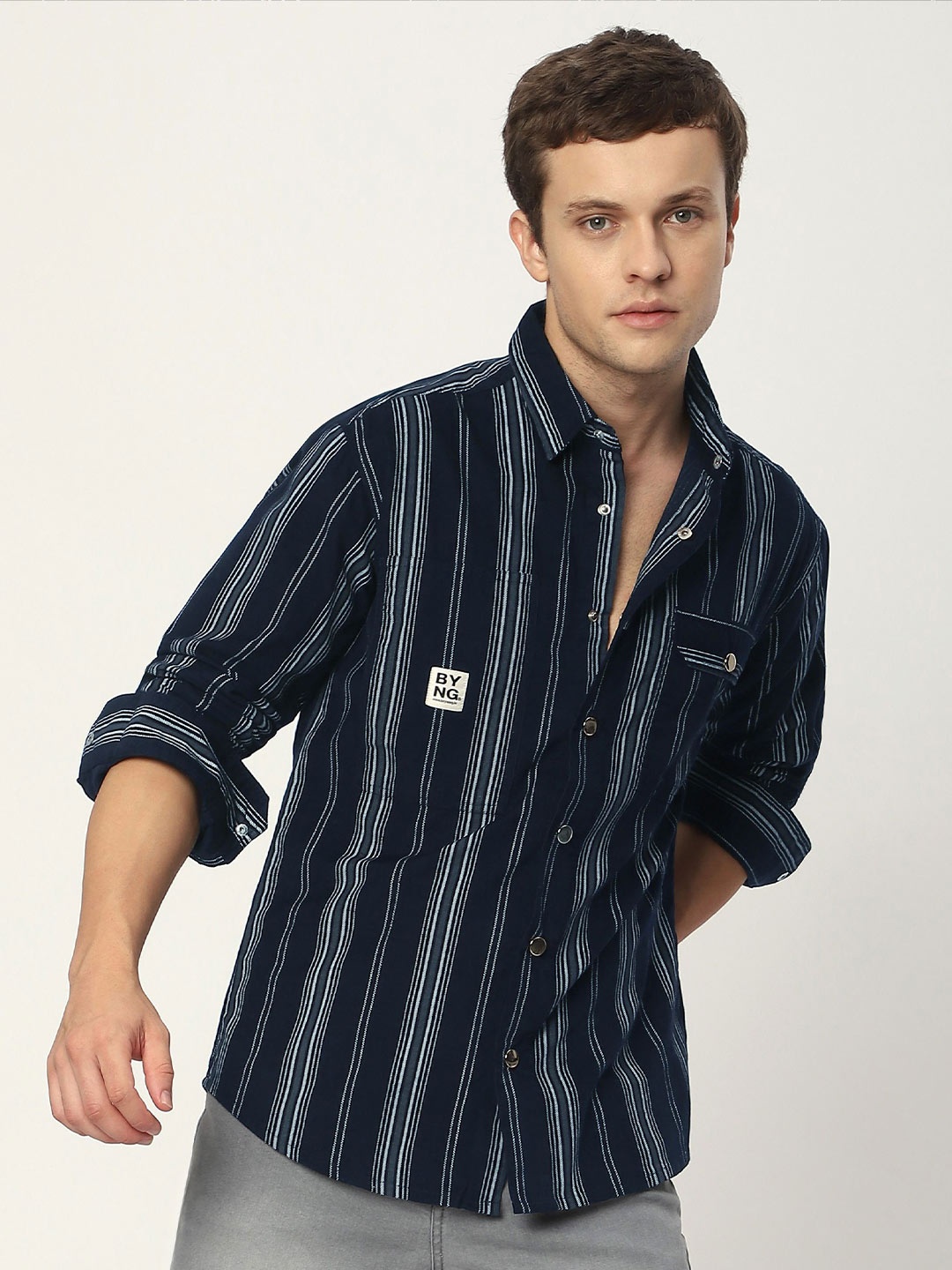 

Beyoung Men Spread Collar Vertical Striped Cotton Casual Shirt, Navy blue