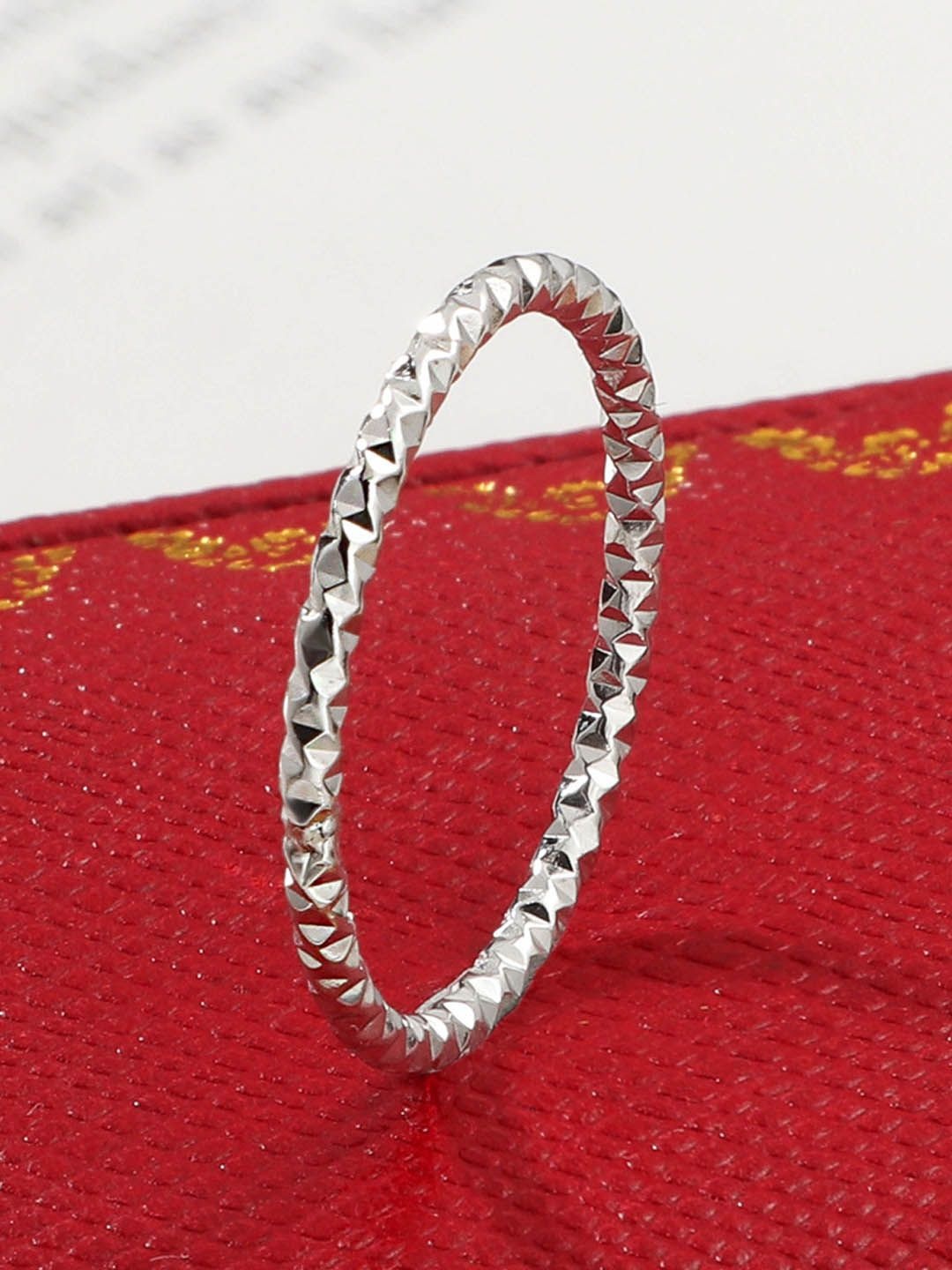 

StyleCast Elegant Silver-Toned Adjustable Finger Ring