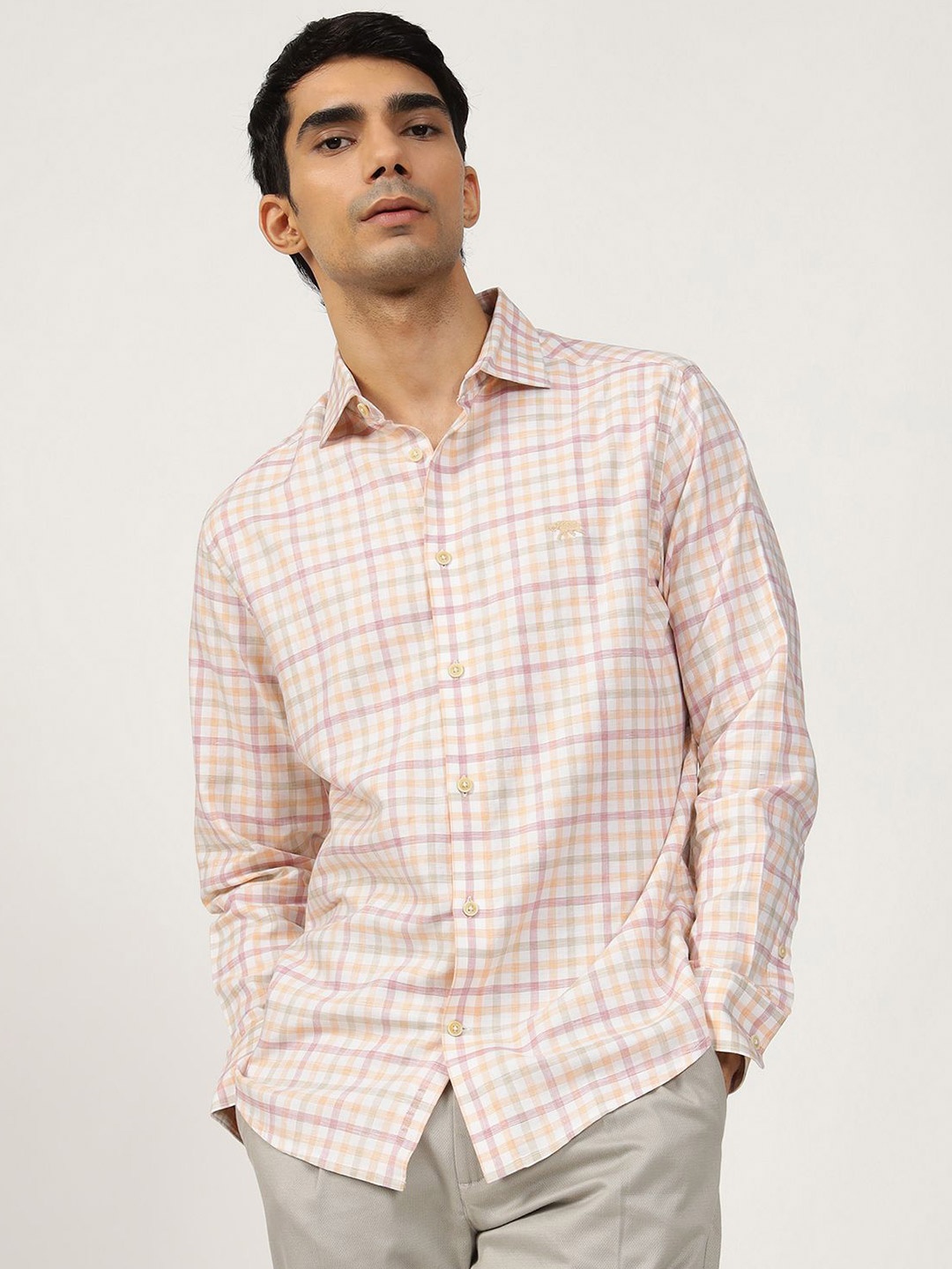 

Andamen Semi Casual Men Cotton Linen Slim Fit Shirt, White