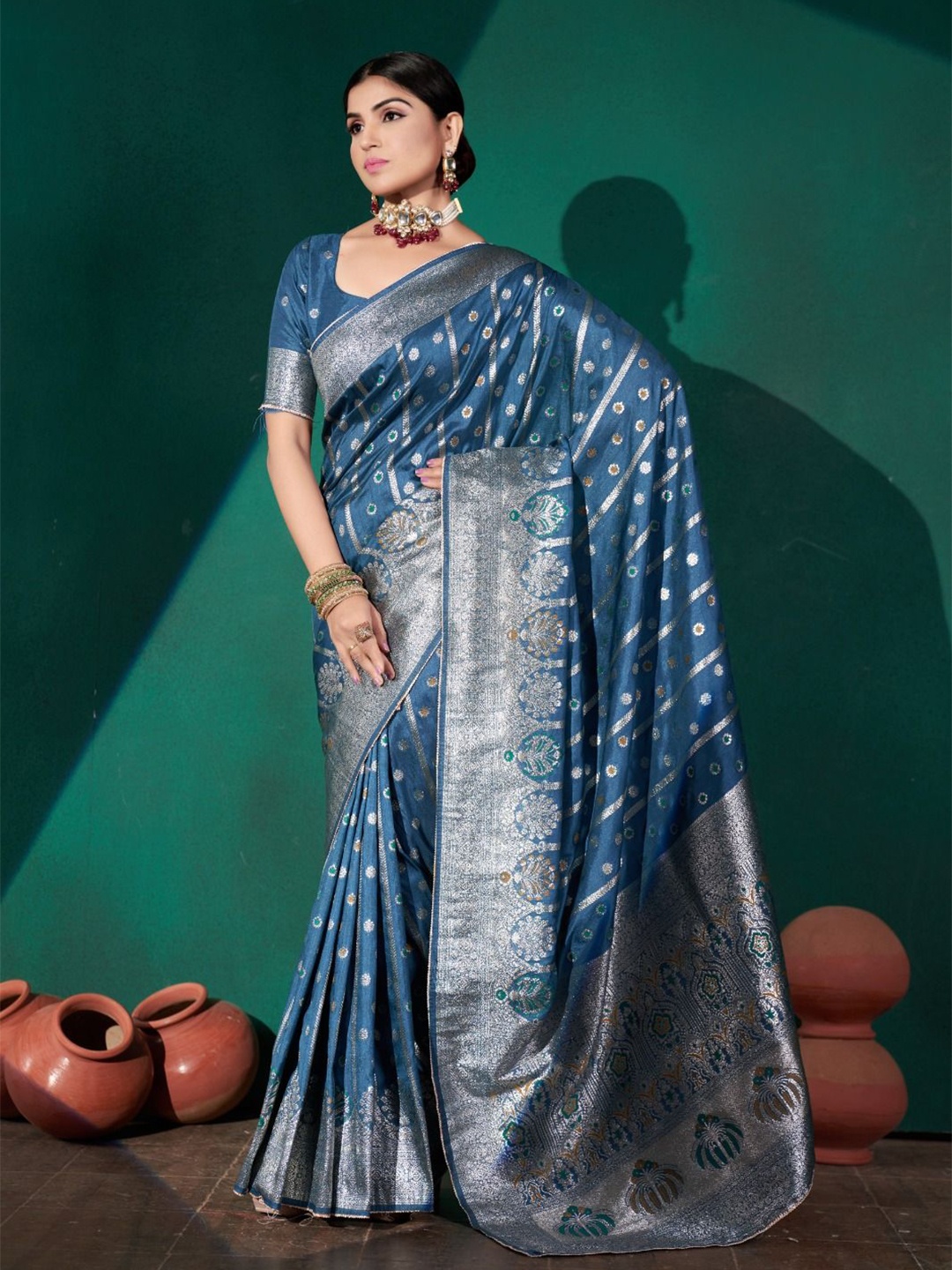 

Aagiri Woven Design Zari Pure Silk Banarasi Saree, Turquoise blue