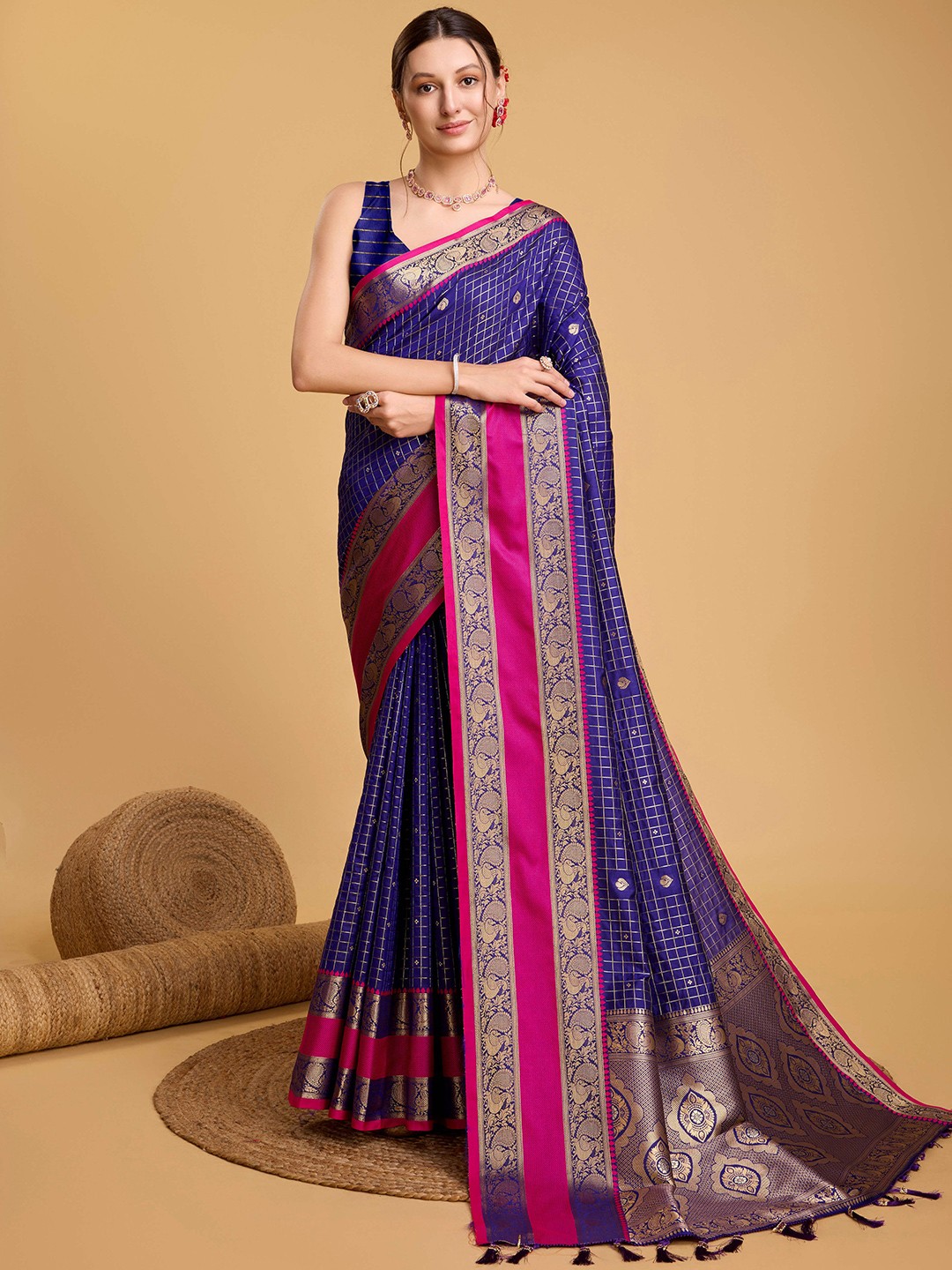 

Munir Woven Design Zari Banarasi Saree, Navy blue