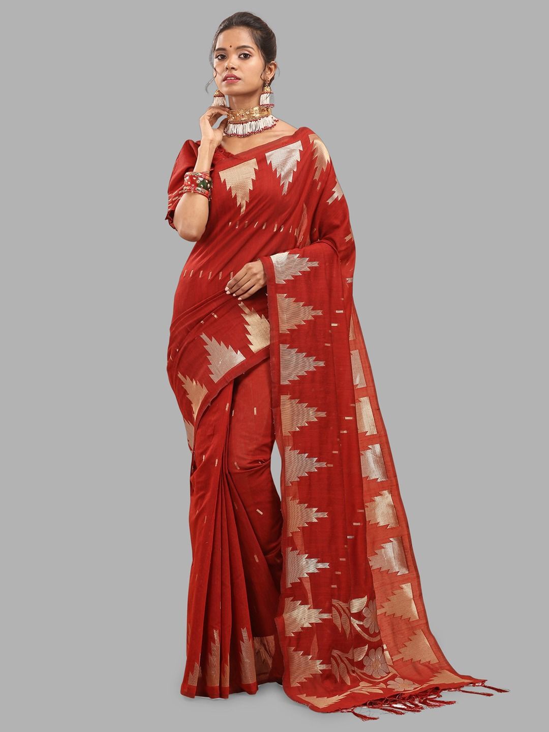 

Krimmple Ethnic Motifs Zari Silk Cotton Gadwal Saree, Maroon