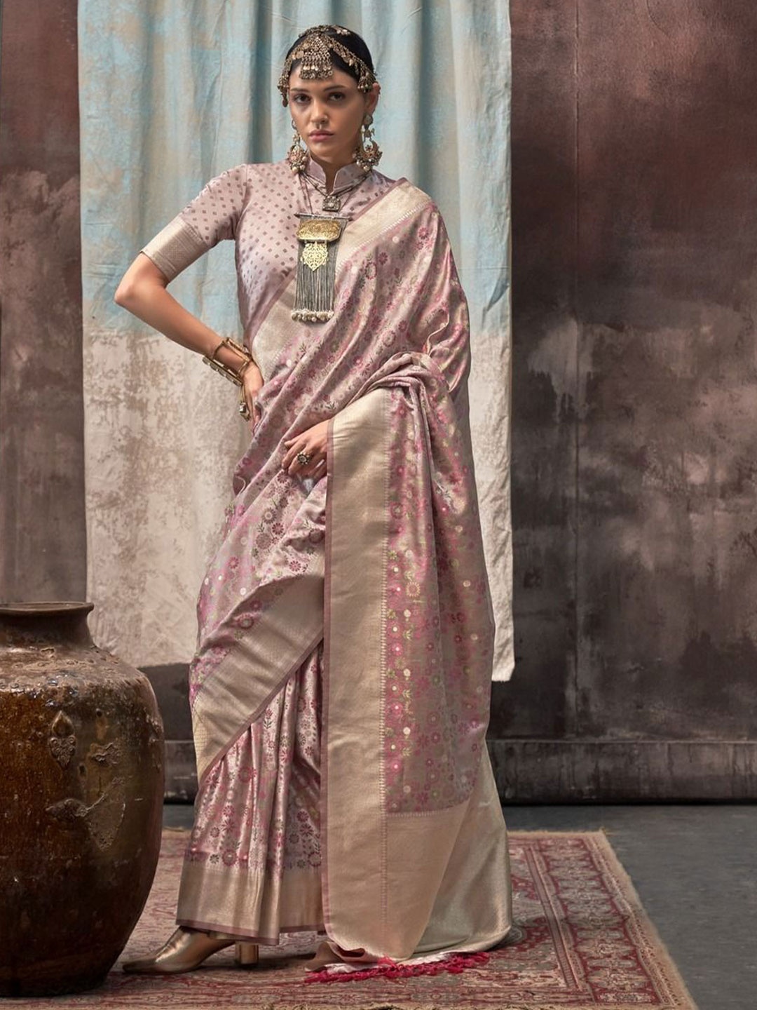 

Anouk Woven Design Zari Banarasi Saree, Beige