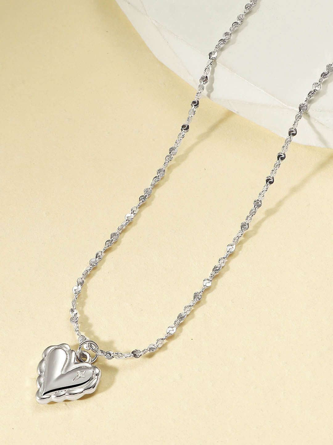 

StyleCast Silver-Toned Heart Shaped Minimal Chain