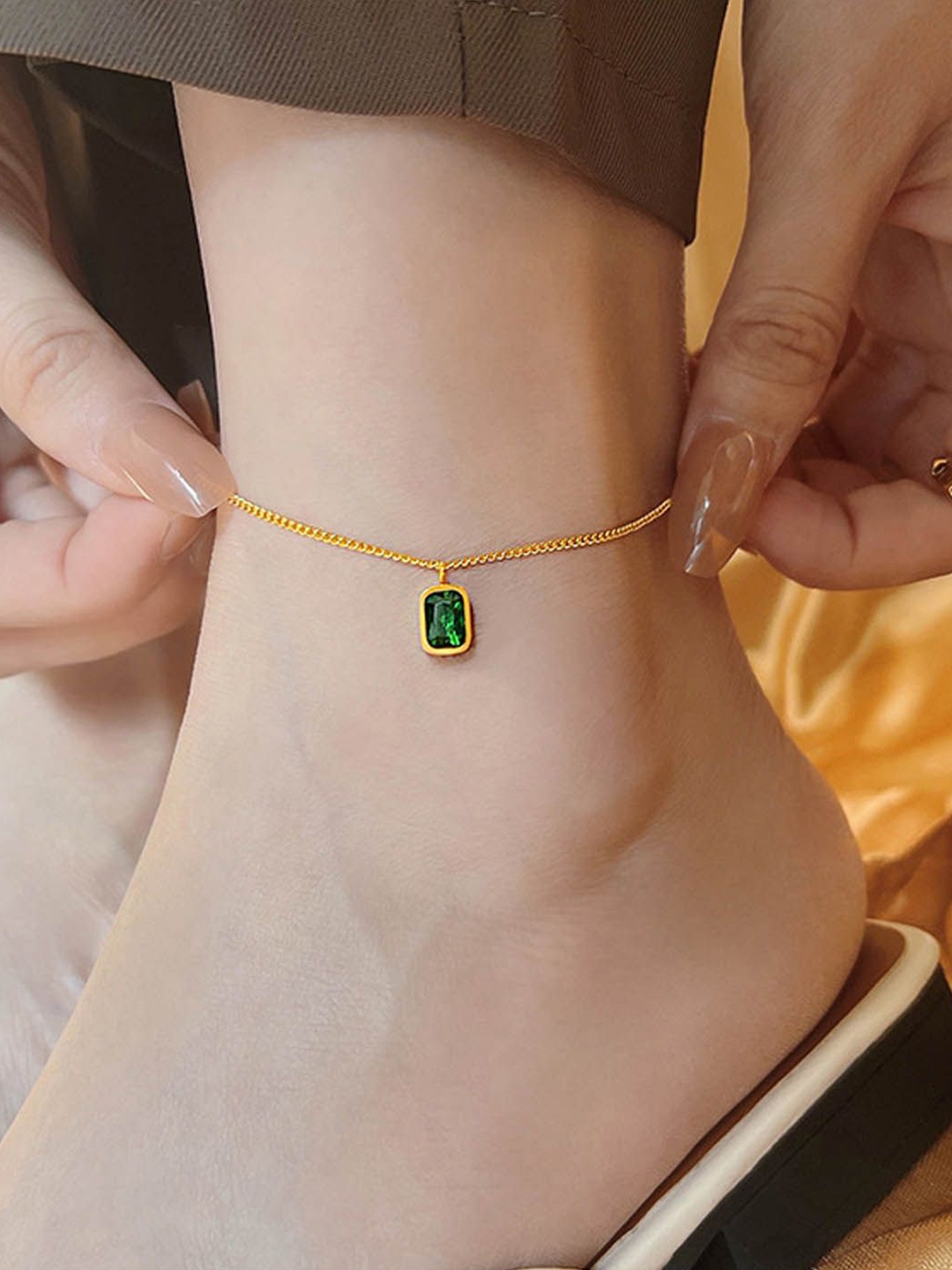 

StyleCast Gold-Toned Elegant Stone Studded Anklet